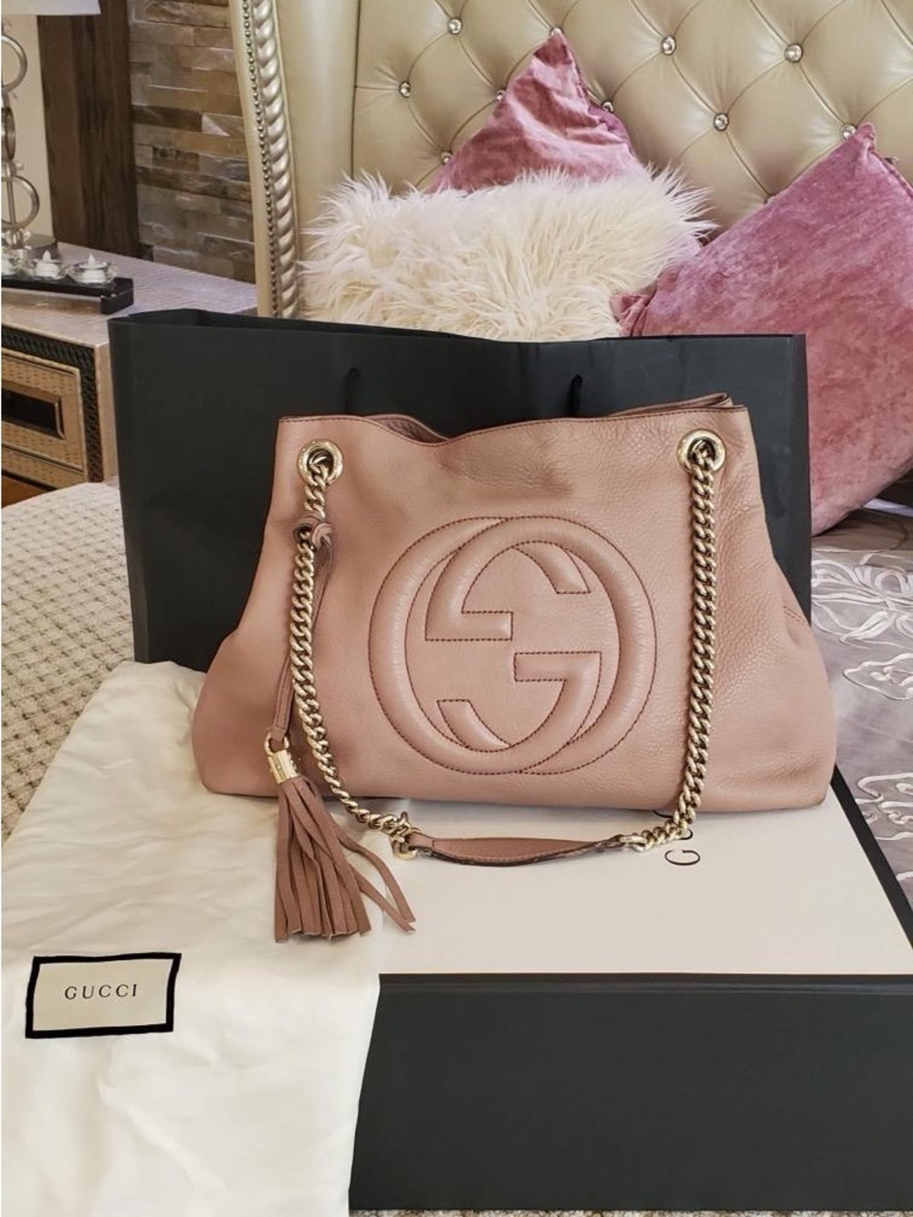 Gucci Blush Pink Soho Leather Shoulder Bag with Tassel and Chain